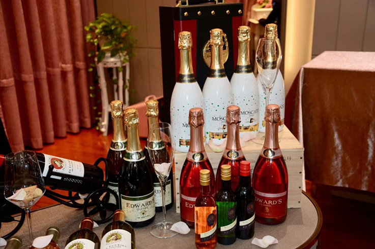 怎么代理好的红酒招商加盟品牌?